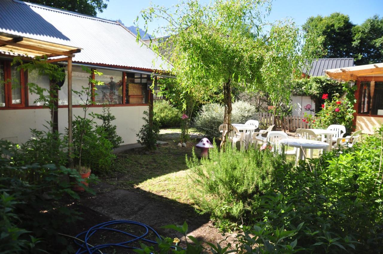 La Casa Del Arbol - Hostel El Bolsón Eksteriør billede